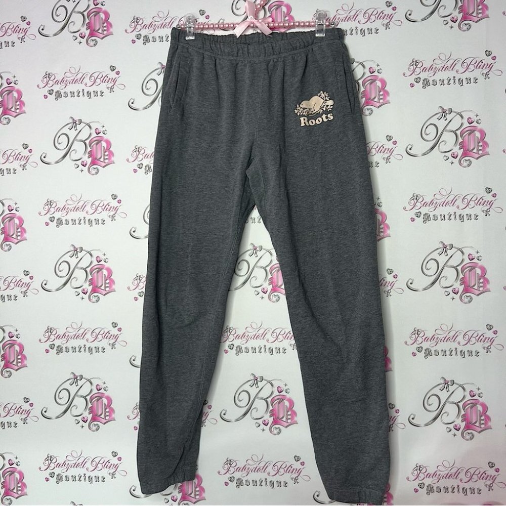 Roots sweatpants grey joggers comfy soft beaver logo pockets heathered gray